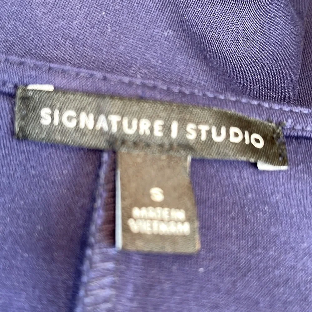 SIGNATURE STUDIO RUFFLE SLEEVE DRESS - Picture 7 of 9